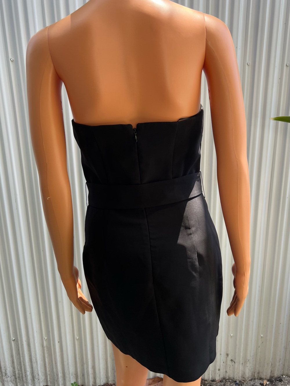 Amanda Uprichard Black Strapless Mini Dress with Gold Crescent Buckle - Picture 3 of 9
